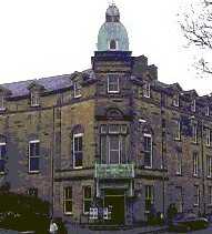 Buxton Museum & Art
                                        Gallery