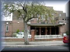 Hendon
                                    Synagogue