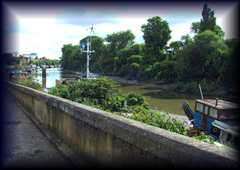 Brentford
                  River Path