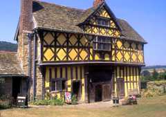 Stokesay Castle