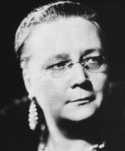 Dorothy L Sayers