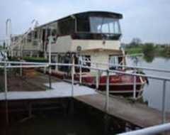 Trent River cruises